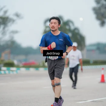 Runner Photo 7525320