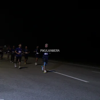 Runner Photo 7525330