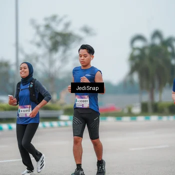 Runner Photo 7525332