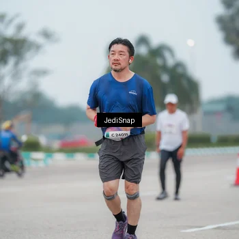 Runner Photo 7525338