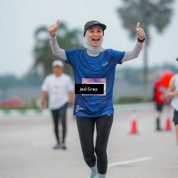 Runner Photo 7525357