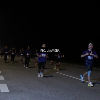 Runner Photo 7525366