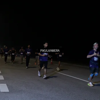 Runner Photo 7525367