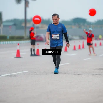 Runner Photo 7525370
