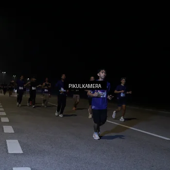 Runner Photo 7525374