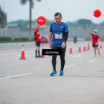 Runner Photo 7525378