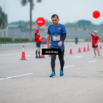 Runner Photo 7525380
