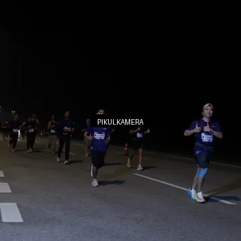 Runner Photo 7525382