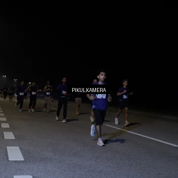 Runner Photo 7525384
