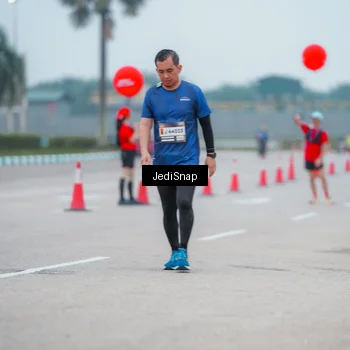 Runner Photo 7525389