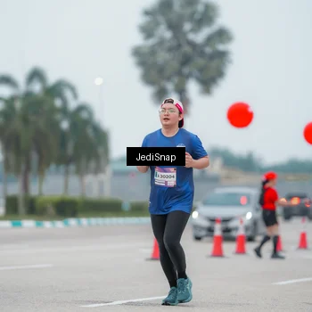 Runner Photo 7525393