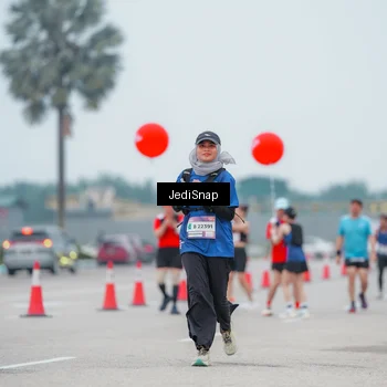 Runner Photo 7525396