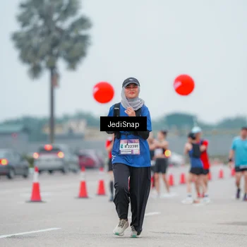 Runner Photo 7525403