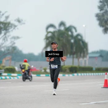 Runner Photo 7525424