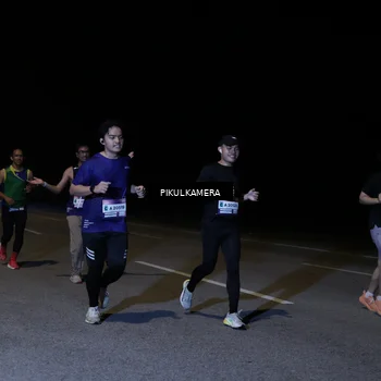 Runner Photo 7525425