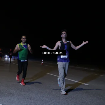 Runner Photo 7525429