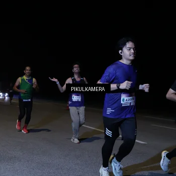 Runner Photo 7525430