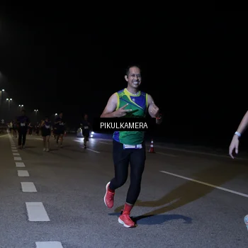 Runner Photo 7525432