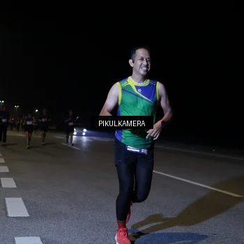 Runner Photo 7525433