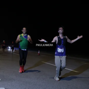 Runner Photo 7525435
