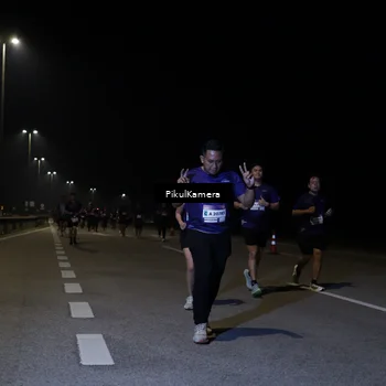 Runner Photo 7525439