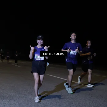Runner Photo 7525442