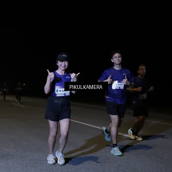 Runner Photo 7525444
