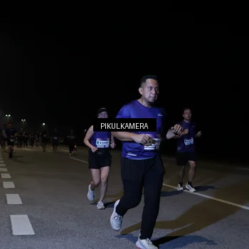 Runner Photo 7525446
