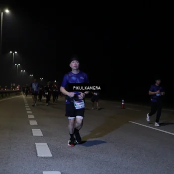 Runner Photo 7525452