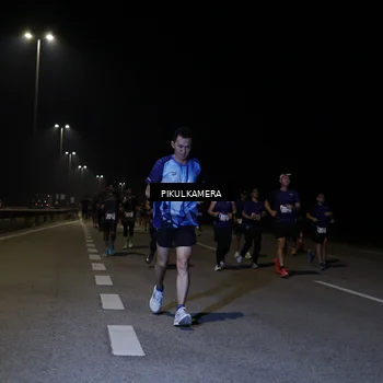 Runner Photo 7525470