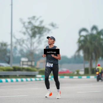 Runner Photo 7525478