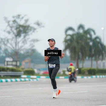 Runner Photo 7525480