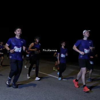 Runner Photo 7525489