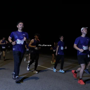 Runner Photo 7525490