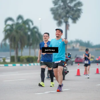Runner Photo 7525492