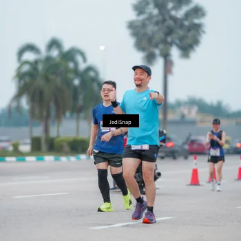 Runner Photo 7525493