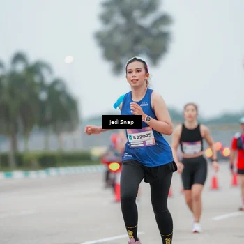 Runner Photo 7525506