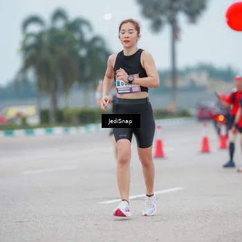 Runner Photo 7525516