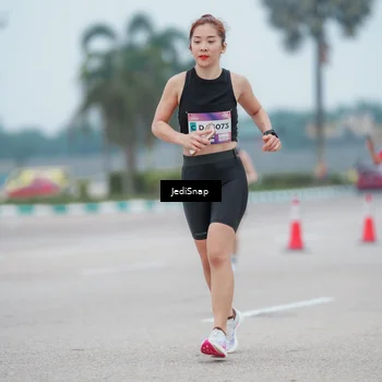 Runner Photo 7525517