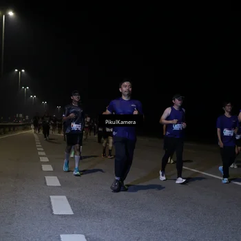 Runner Photo 7525525