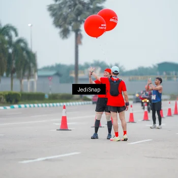 Runner Photo 7525530