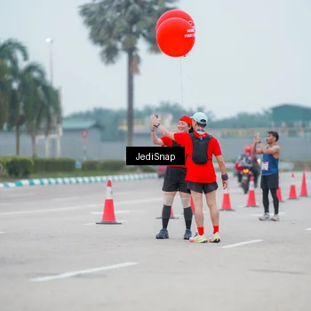 Runner Photo 7525536