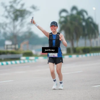 Runner Photo 7525537