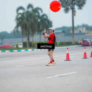 Runner Photo 7525548