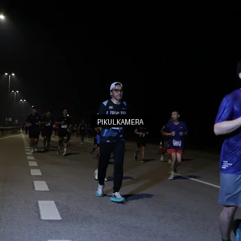 Runner Photo 7525569
