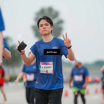 Runner Photo 7525573