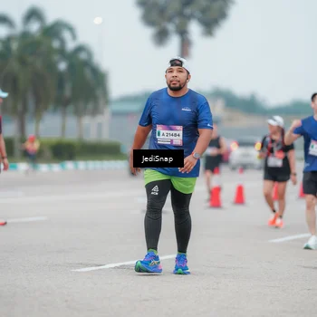 Runner Photo 7525579