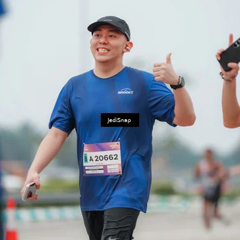 Runner Photo 7525583