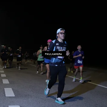 Runner Photo 7525597