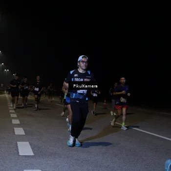 Runner Photo 7525598